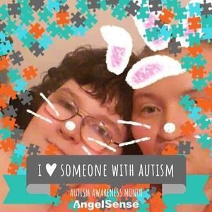 Meet your Posher, Flora